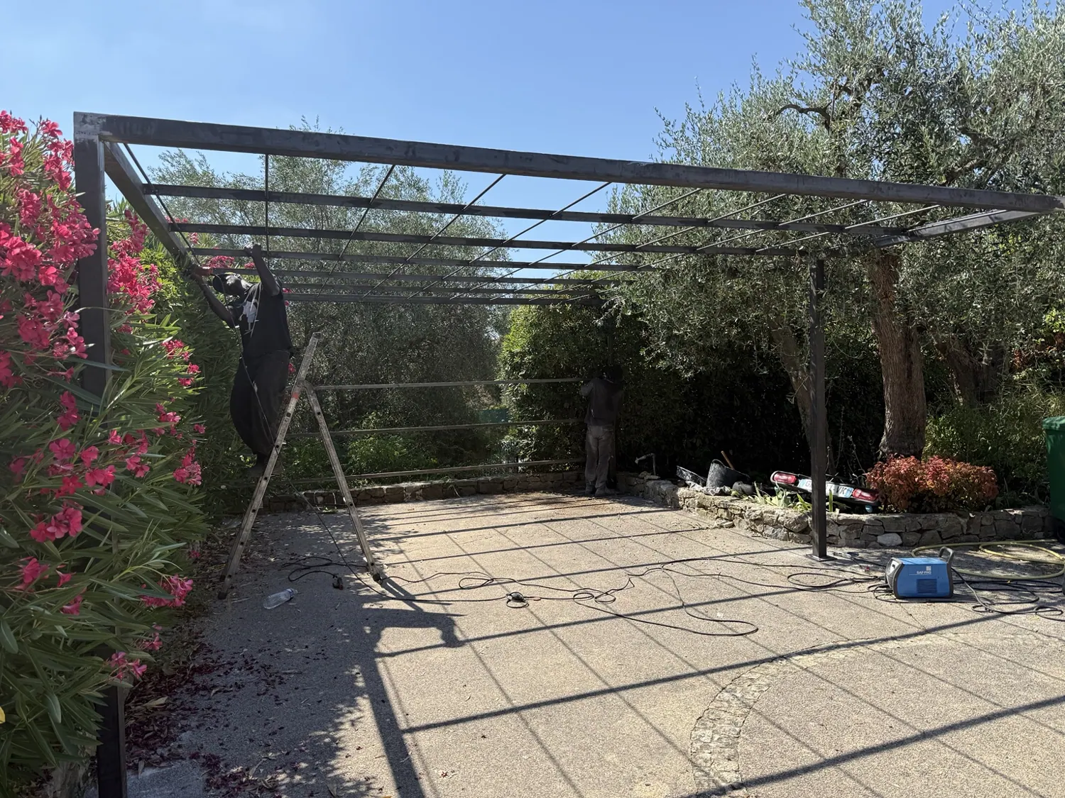 Réalisation Fer et Déco — pergolas & structures